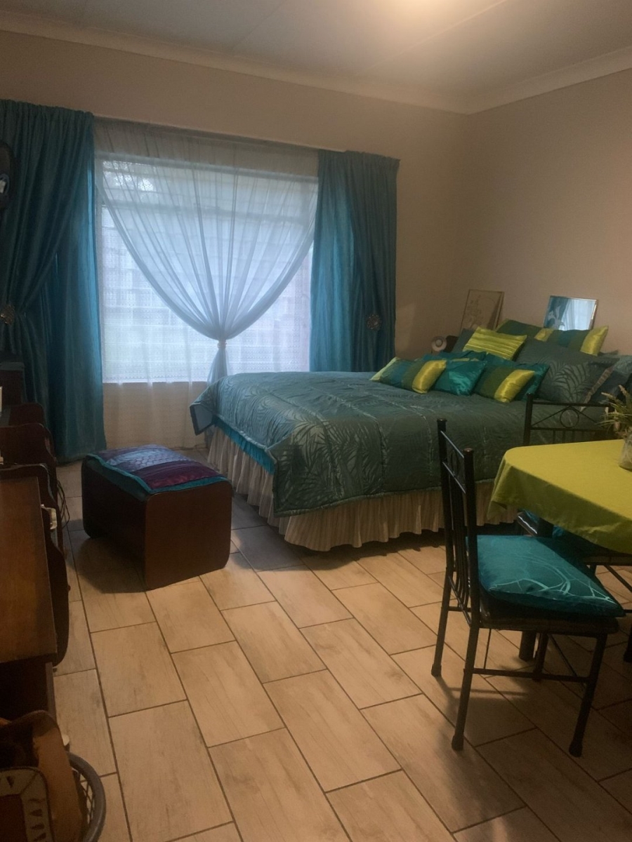 2 Bedroom Property for Sale in Meiringspark North West